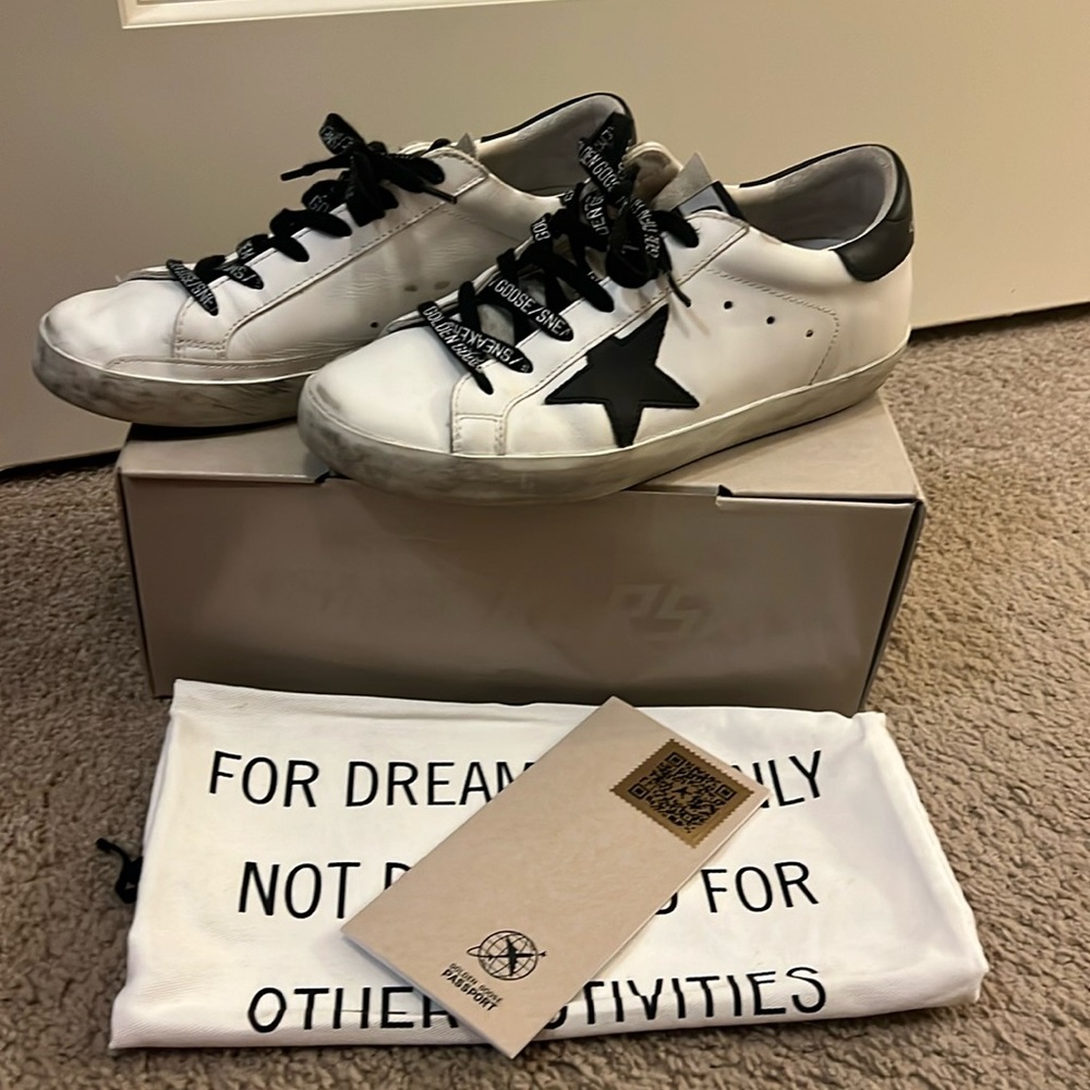 Golden Goose Super Star - Women’s - size 39